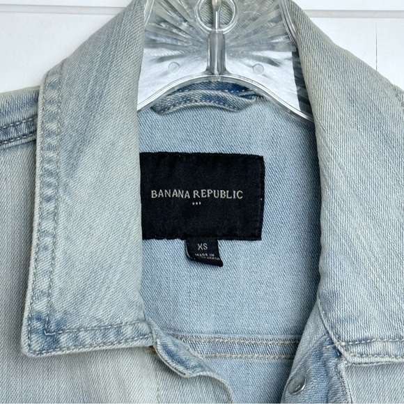 Banana Republic Classic Blue Denim Trucker Jacket XS - Picture 5 of 11